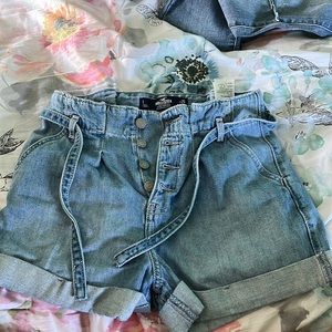 hollister jean shorts